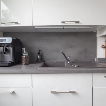 Exclusive 2-room-city-apartment - Contactless Check-in 아파트 *